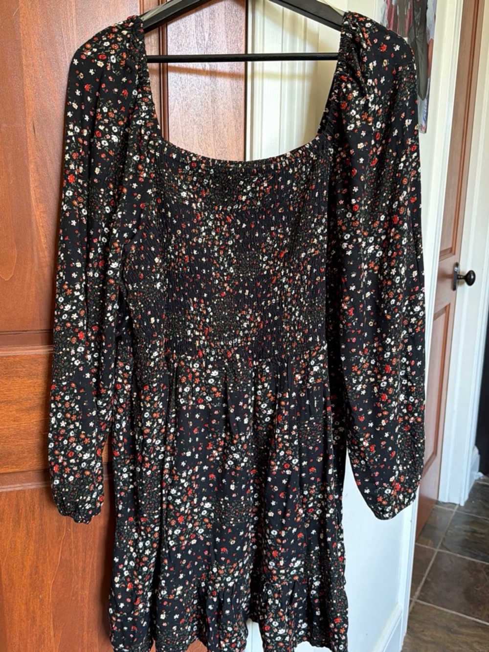 Arizona Jean Company Black Floral Long-Sleeve Smocked Mini Dress